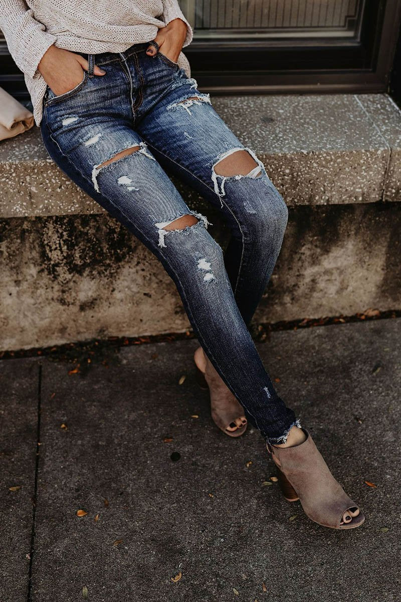 Vaqueros Ajustados Desgastados