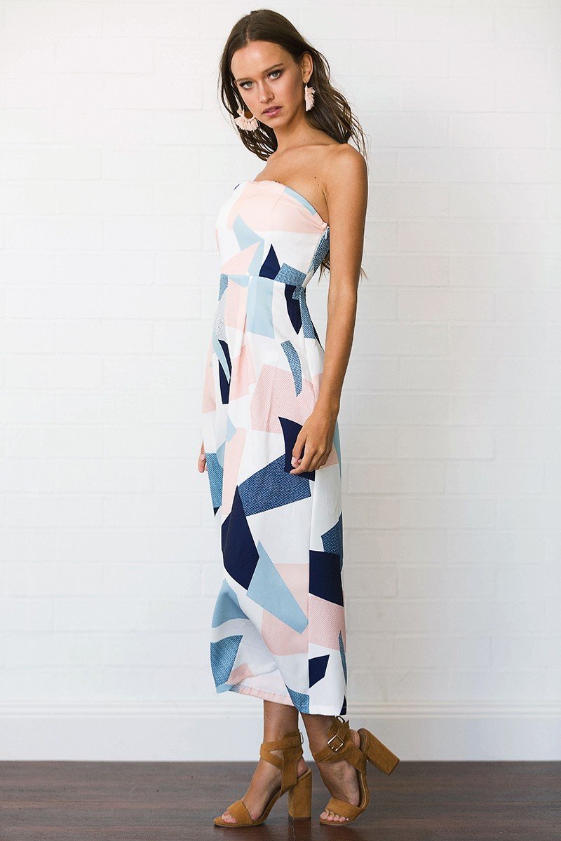 Mono sin tirantes con estampado geométrico